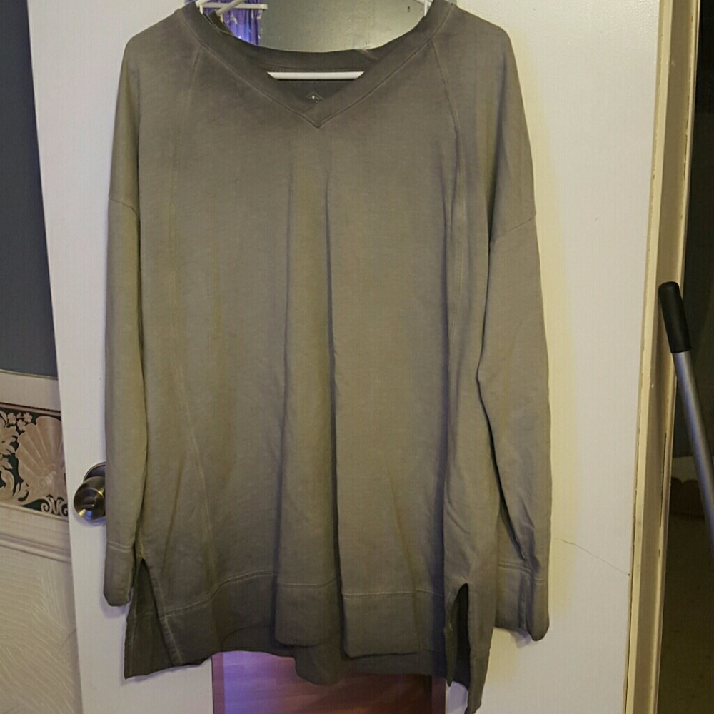 St . John's Bay Active Shirt